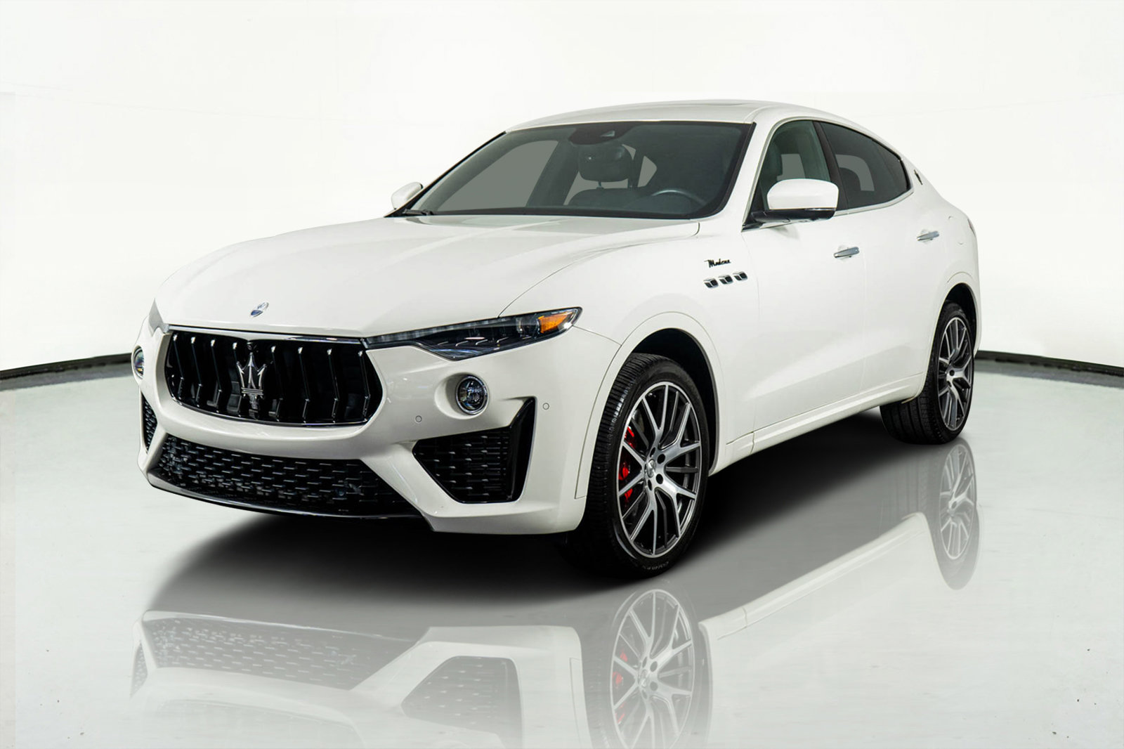 Used 2022 Maserati Levante Modena image 6