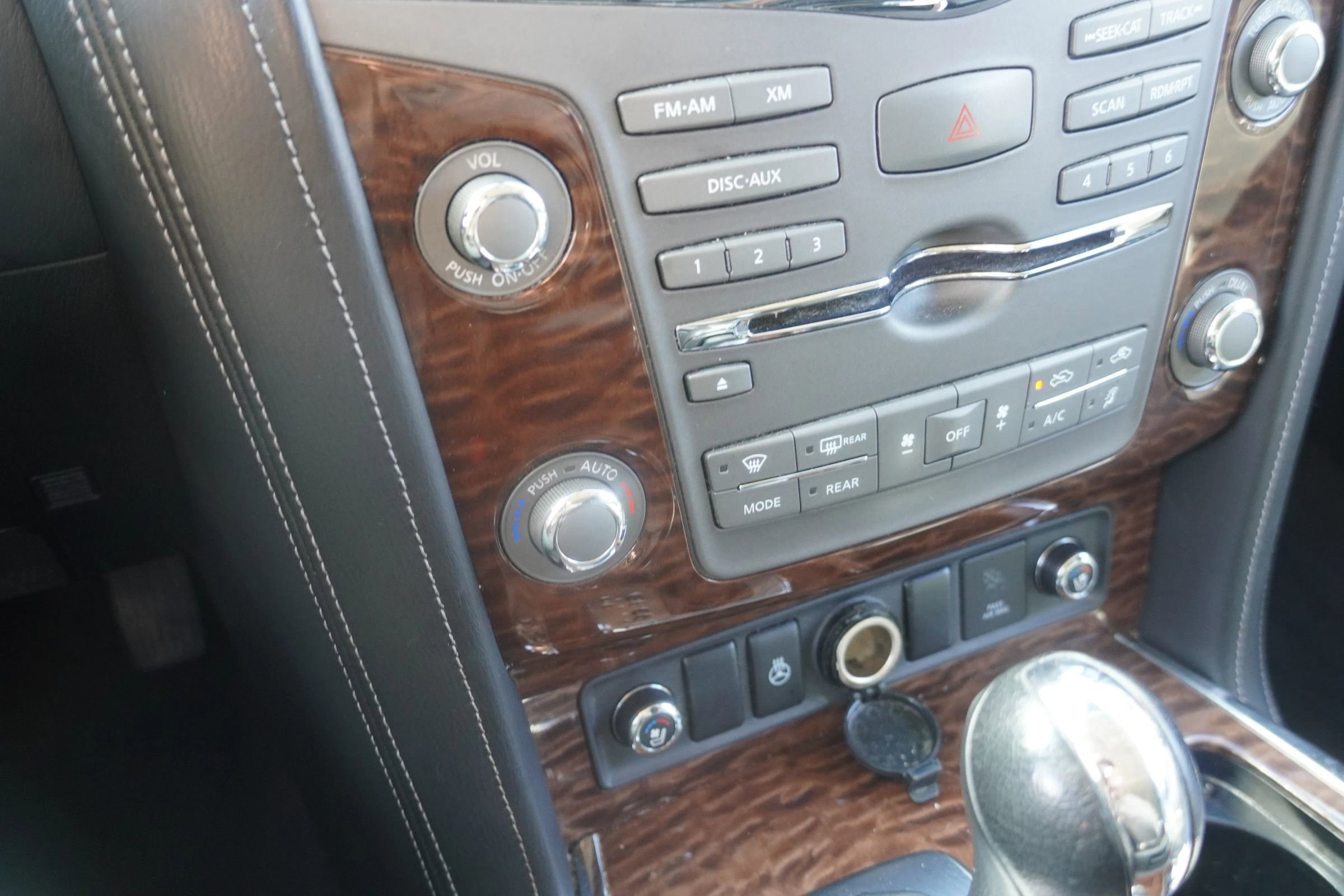 Used 2017 Nissan Armada Platinum w/ Captain Seat Package image 30