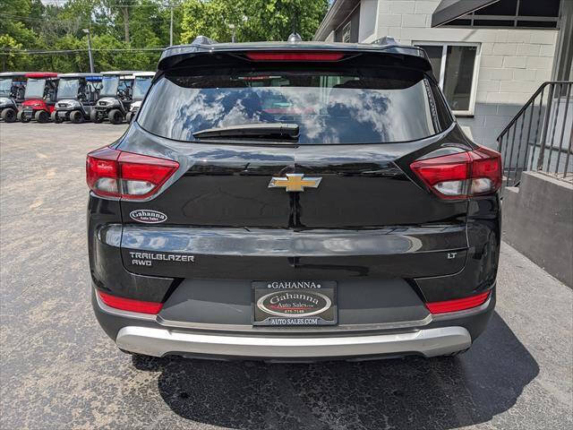 Used 2023 Chevrolet TrailBlazer LT AWD/4WD image 4