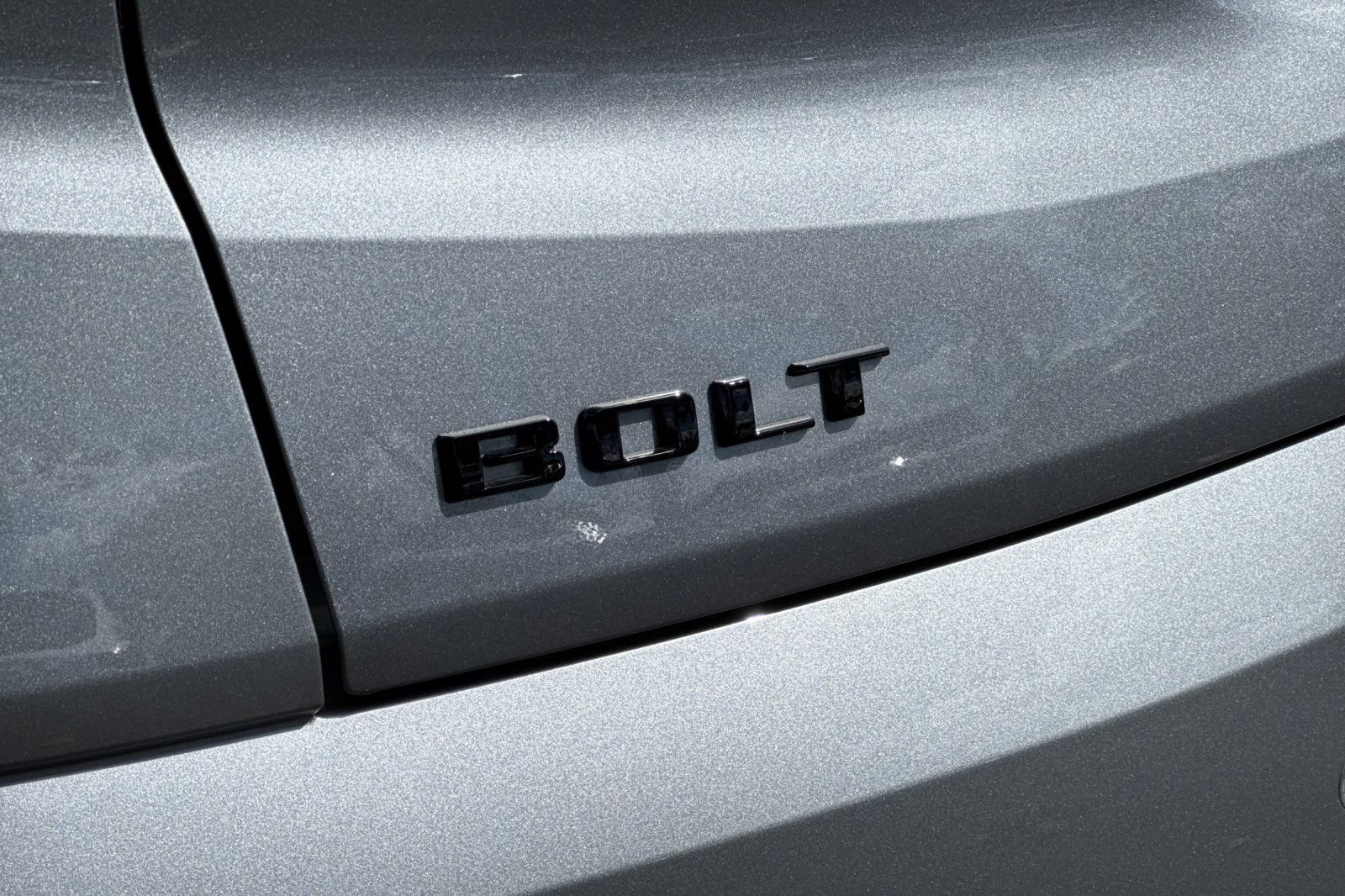 New 2027 Chevrolet Bolt LT w/ Comfort Package FWD image 24