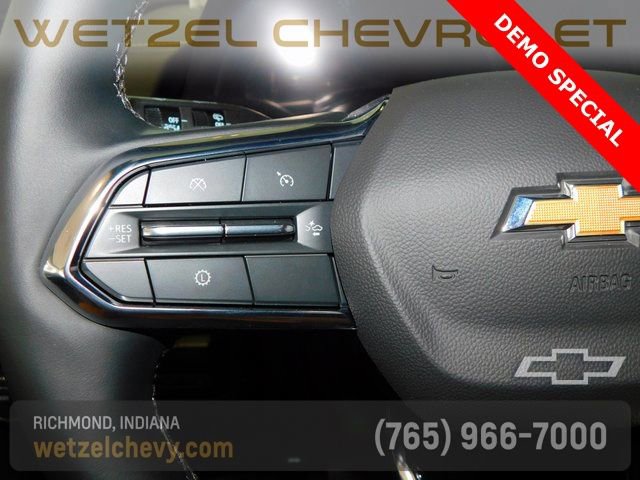 New 2025 Chevrolet Suburban Premier w/ Sun And Tow Package image 38