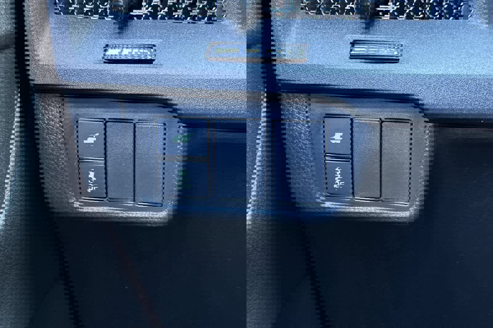 Certified 2025 Honda CR-V Sport-L image 31