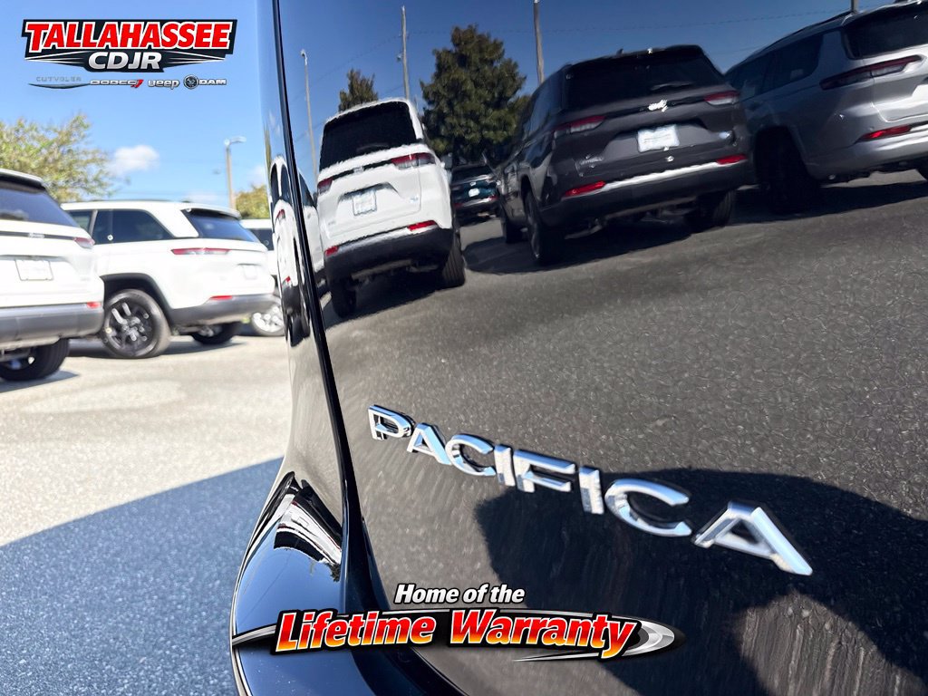 New 2027 Chrysler Pacifica LX FWD image 5