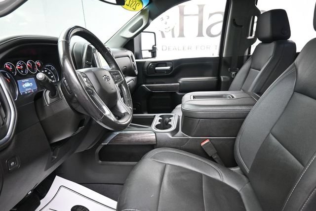 Used 2021 Chevrolet Silverado 2500 LTZ w/ LTZ Plus Package AWD/4WD image 16