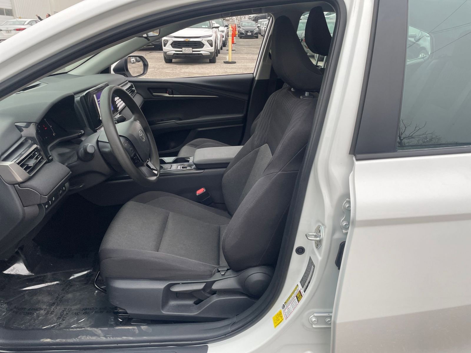 Used 2025 Toyota Camry LE image 25