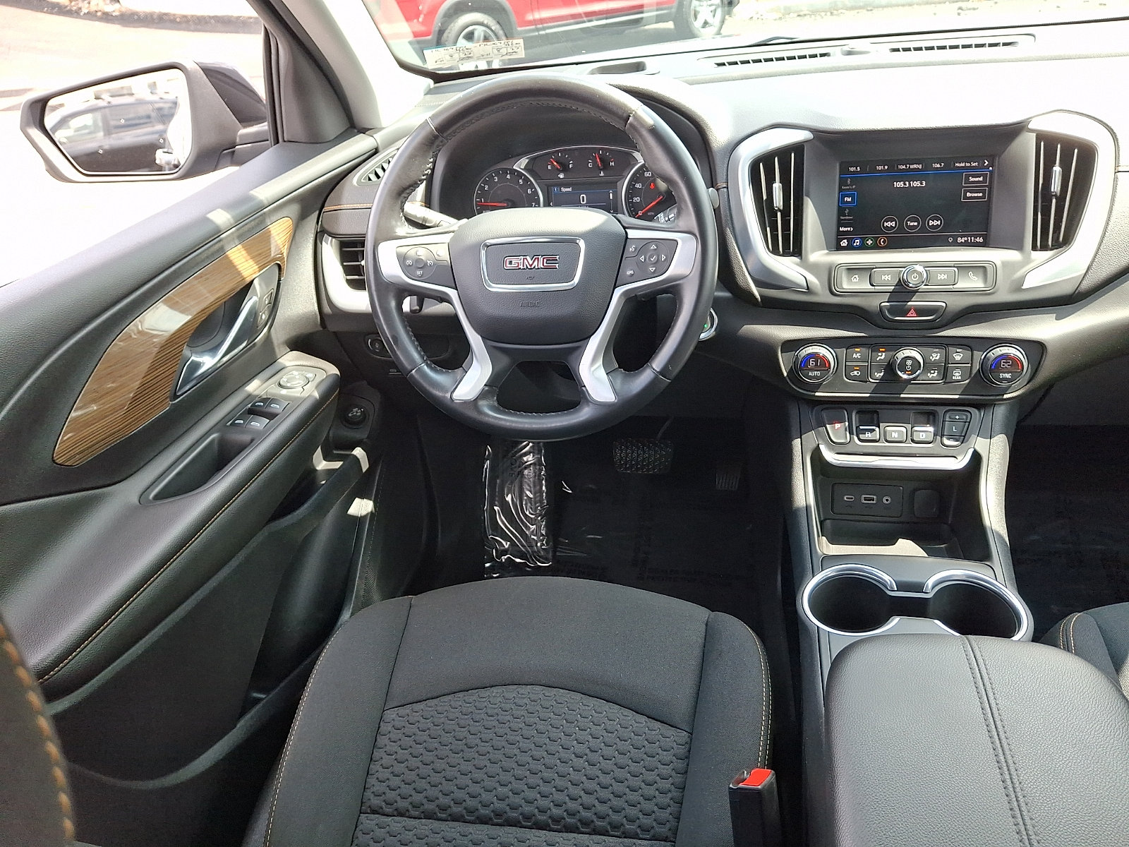 Used 2021 GMC Terrain SLE w/ Driver Convenience Package AWD/4WD image 10