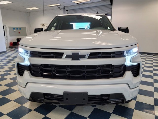 Used 2022 Chevrolet Silverado 1500 RST image 2