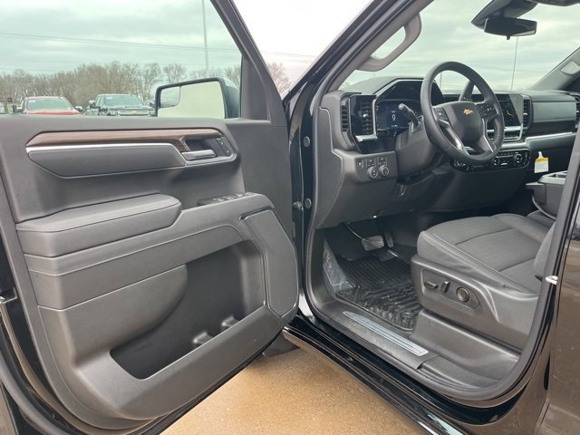 New 2026 Chevrolet Silverado 1500 LT image 12