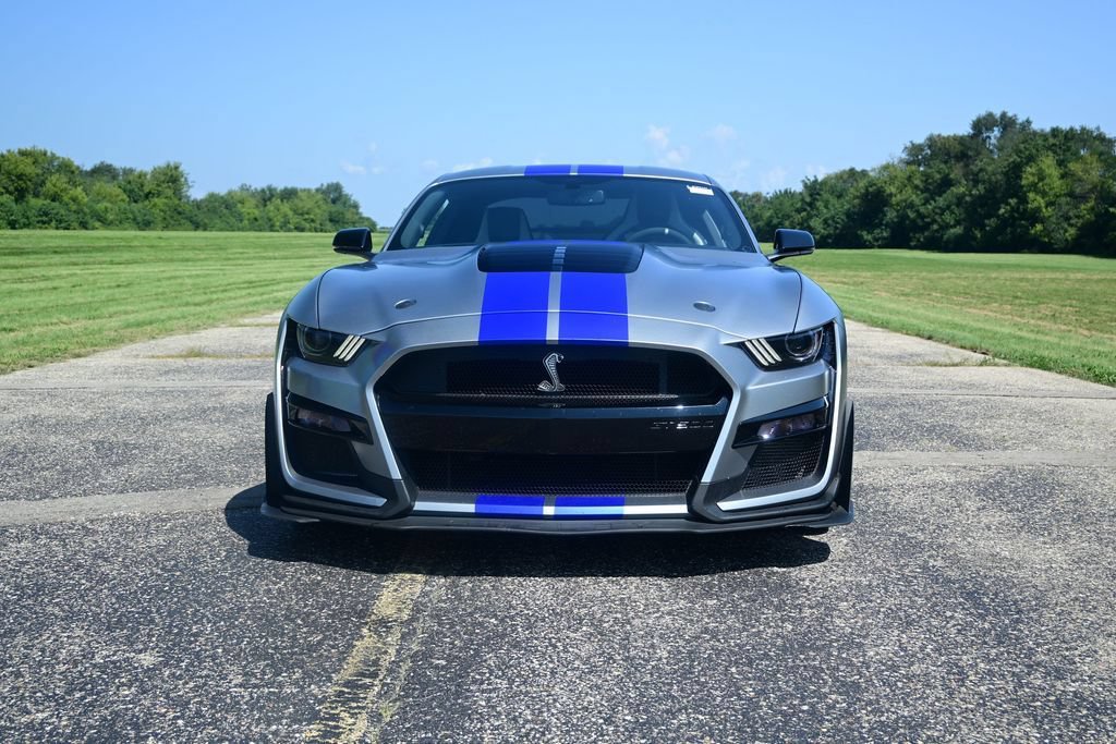 Used 2022 Ford Mustang Shelby GT500 w/ Technology Package RWD image 6