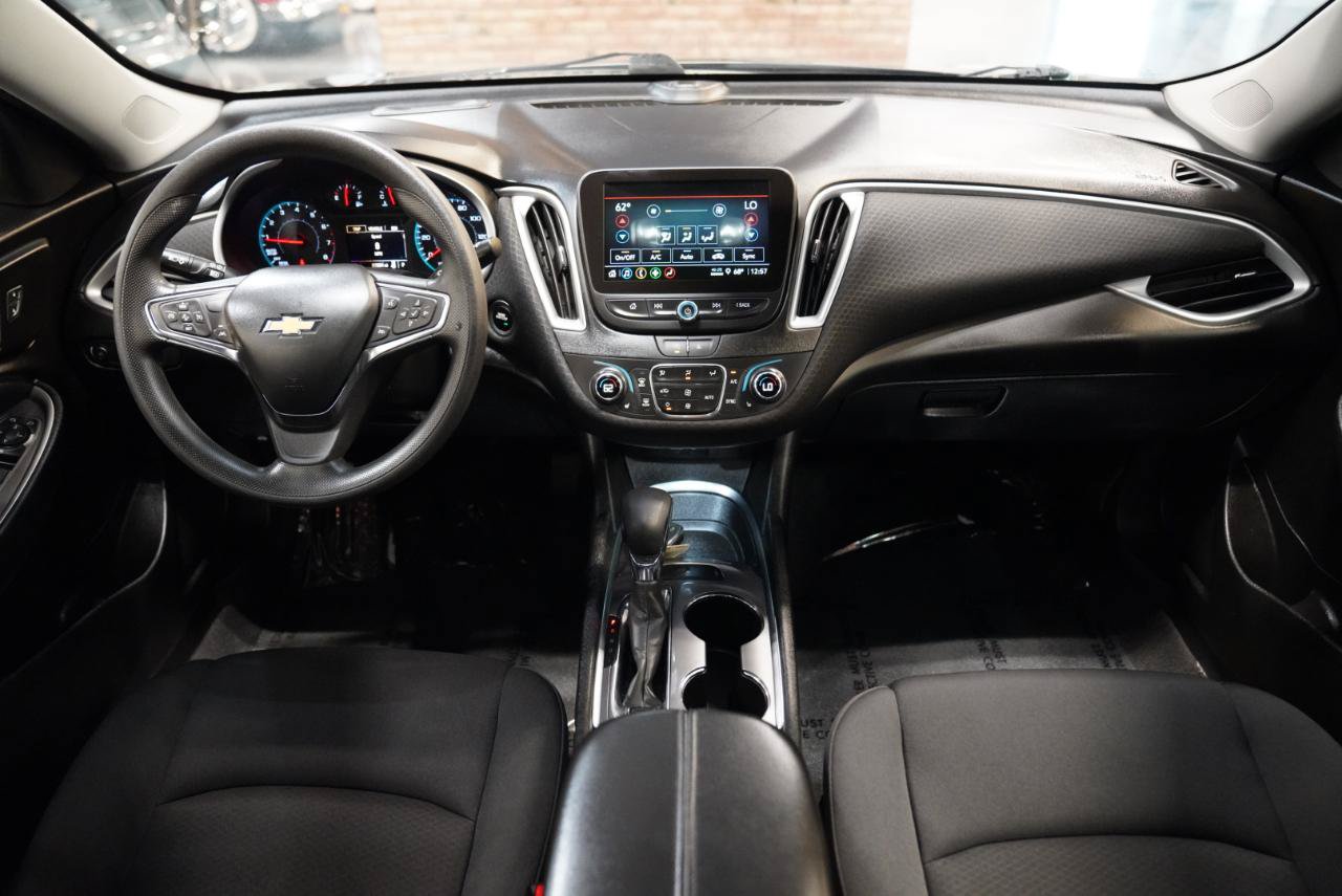 Used 2023 Chevrolet Malibu LT FWD image 27