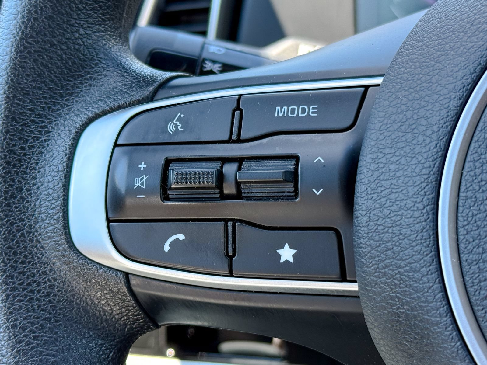 Certified 2023 Kia Sportage LX AWD/4WD image 28