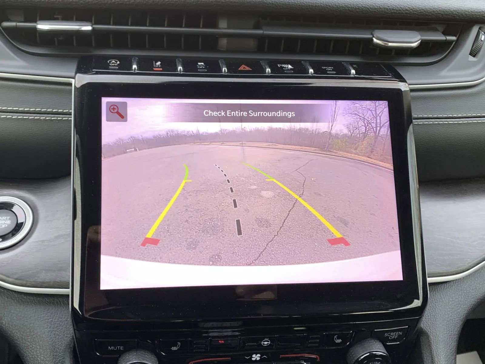 Used 2021 Jeep Grand Cherokee L Limited RWD image 15