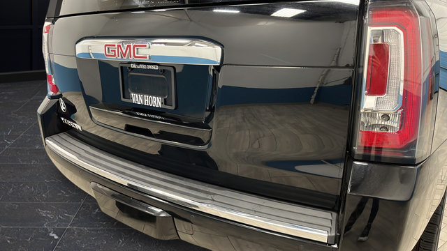 Used 2017 GMC Yukon Denali w/ Open Road Package AWD/4WD image 42