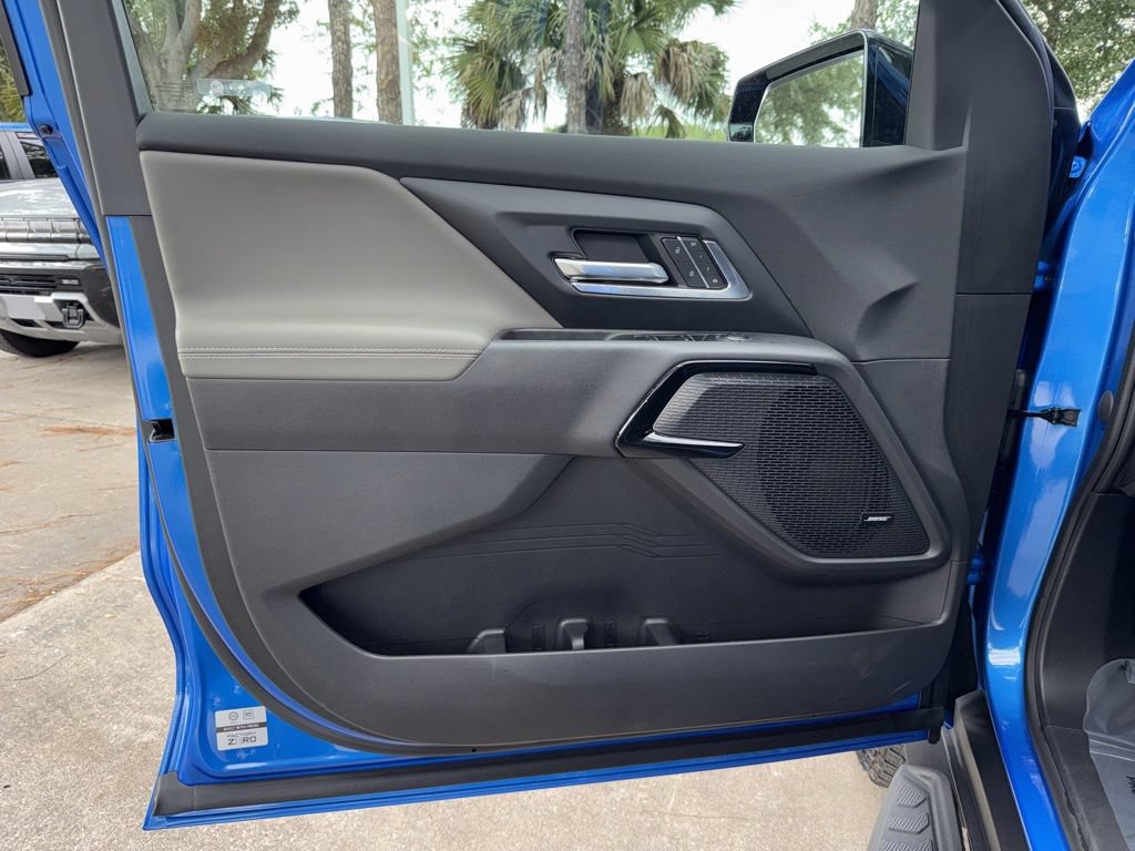 Used 2026 Chevrolet Silverado EV Trail Boss AWD/4WD image 28