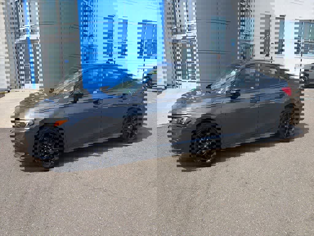 Used 2023 Honda Civic Sport image 3