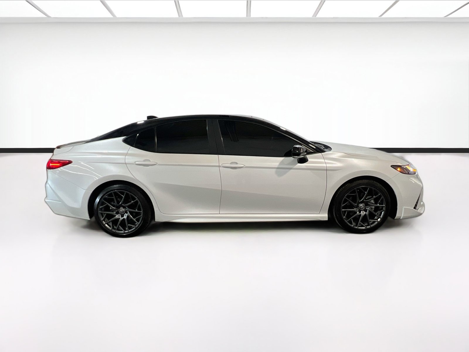 Used 2025 Toyota Camry XSE w/ Premium Package FWD image 24