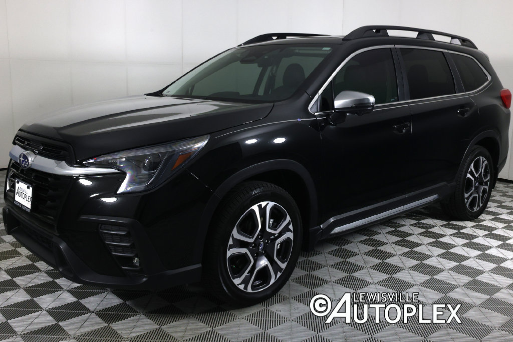 Used 2023 Subaru Ascent Limited w/ Technology Package AWD/4WD image 9