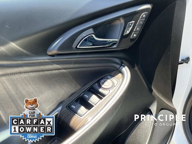Used 2023 Chevrolet Malibu LT w/ Sport Edition FWD image 13