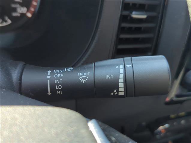 Used 2024 Nissan Frontier Pro-X image 17