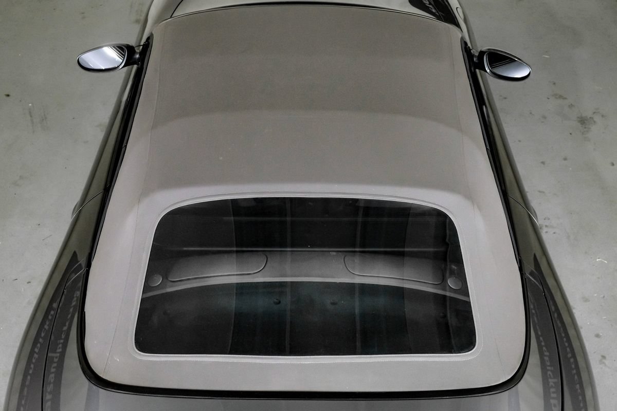 Used 2001 Porsche 911 Carrera RWD image 38