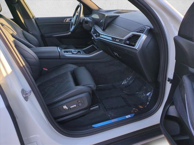 Used 2024 BMW X5 xDrive40i AWD/4WD image 23