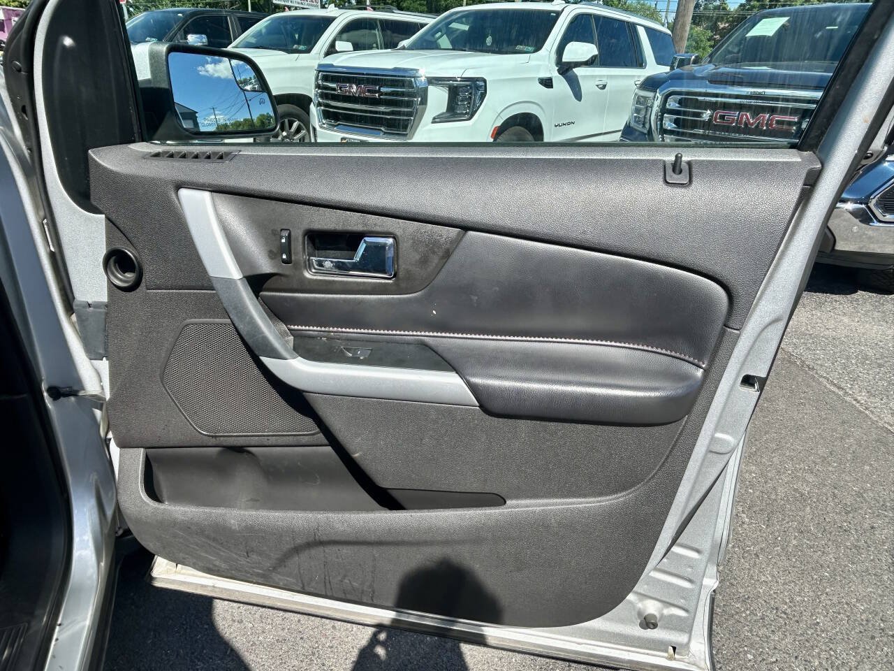 Used 2013 Ford Edge SEL FWD image 17