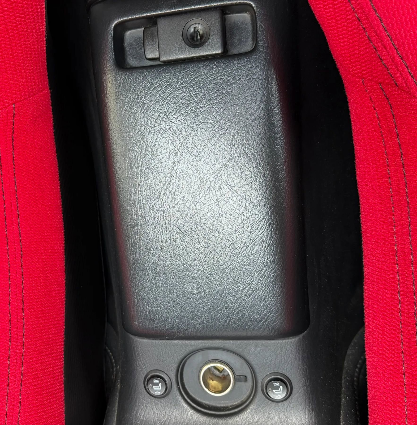 Used 2006 Honda S2000 image 27