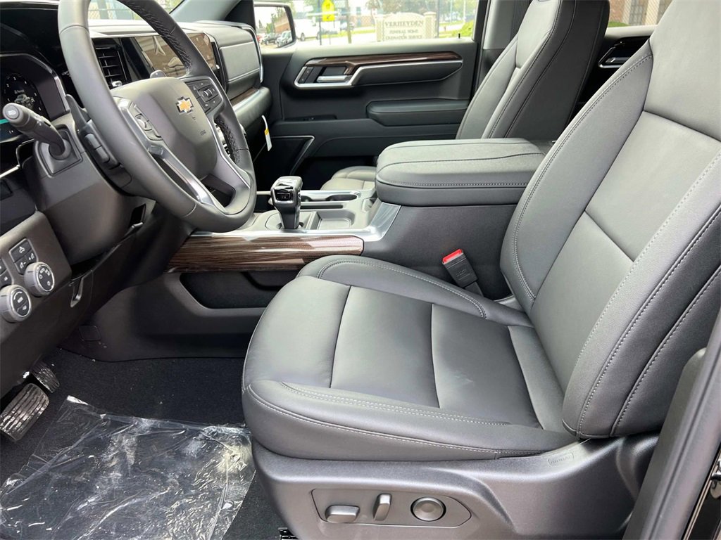 New 2026 Chevrolet Silverado 1500 LT image 13