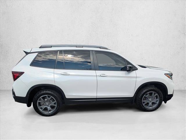 Certified 2025 Honda Passport TrailSport image 4