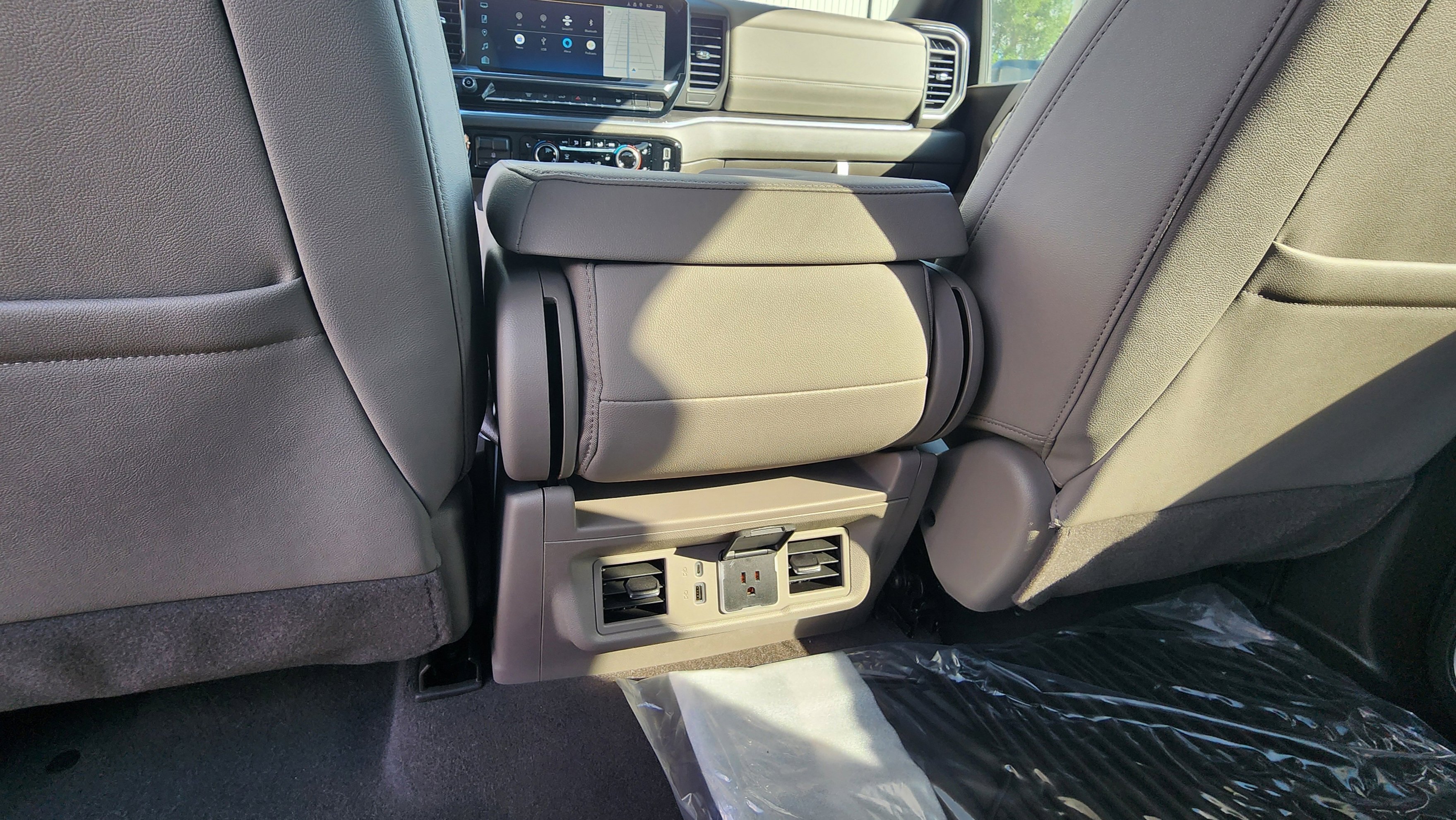 New 2025 Chevrolet Silverado 3500 LTZ image 17