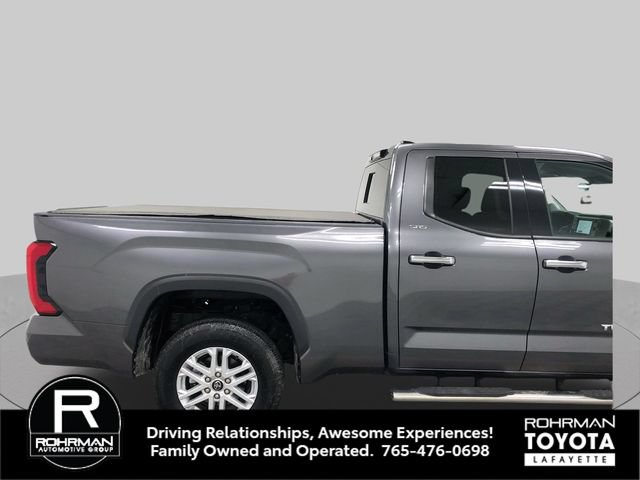 Used 2022 Toyota Tundra SR5 w/ SR5 Convenience Package AWD/4WD image 8