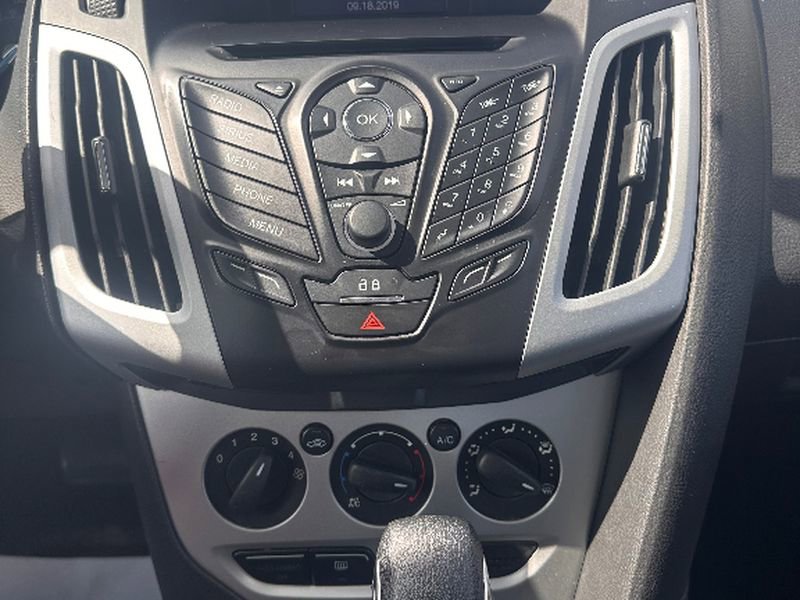 Used 2014 Ford Focus SE image 12