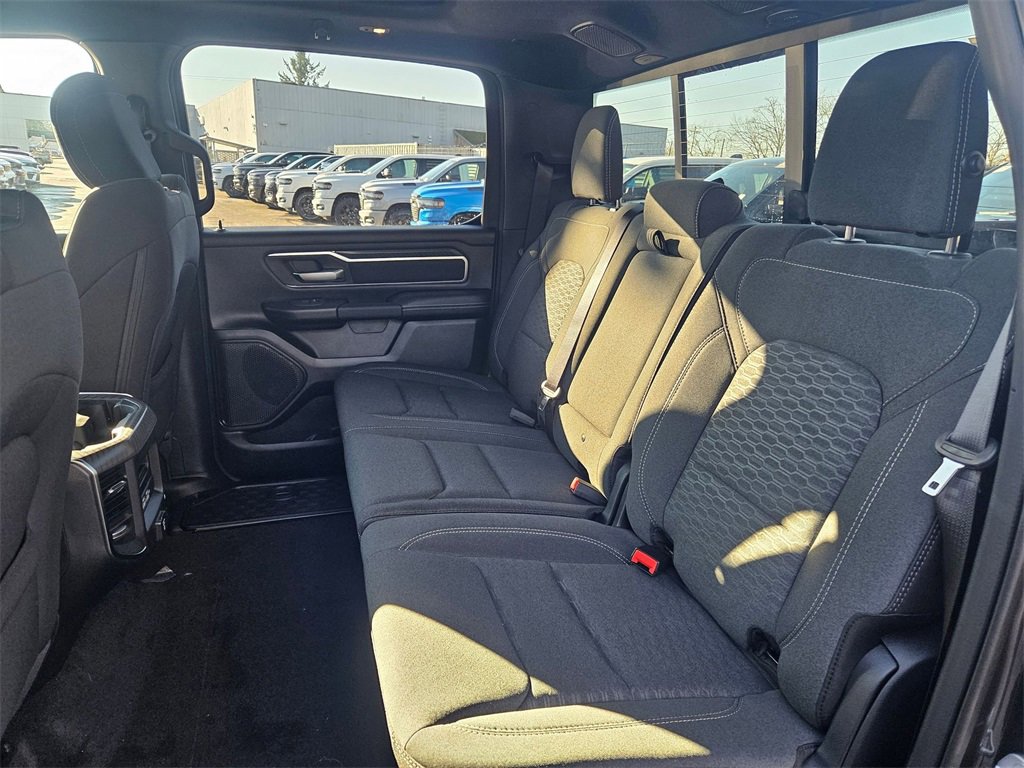 New 2026 RAM 1500 4x4 Crew Cab image 15