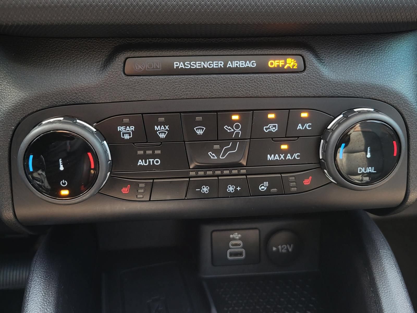 Used 2024 Ford Bronco Sport Outer Banks w/ Tech Package AWD/4WD image 29