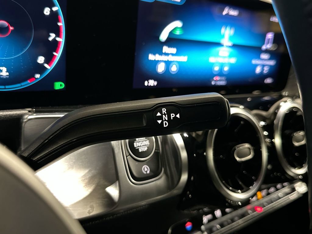 Used 2020 Mercedes-Benz GLB 250 4MATIC image 11