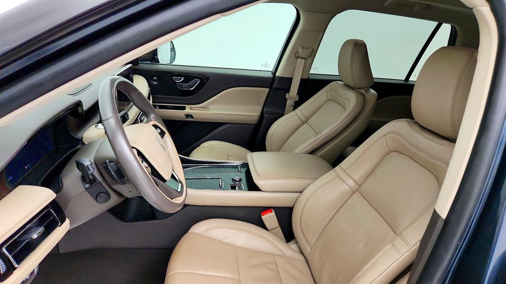 Used 2022 Lincoln Aviator Reserve w/ Equipment Group 201A RWD image 12