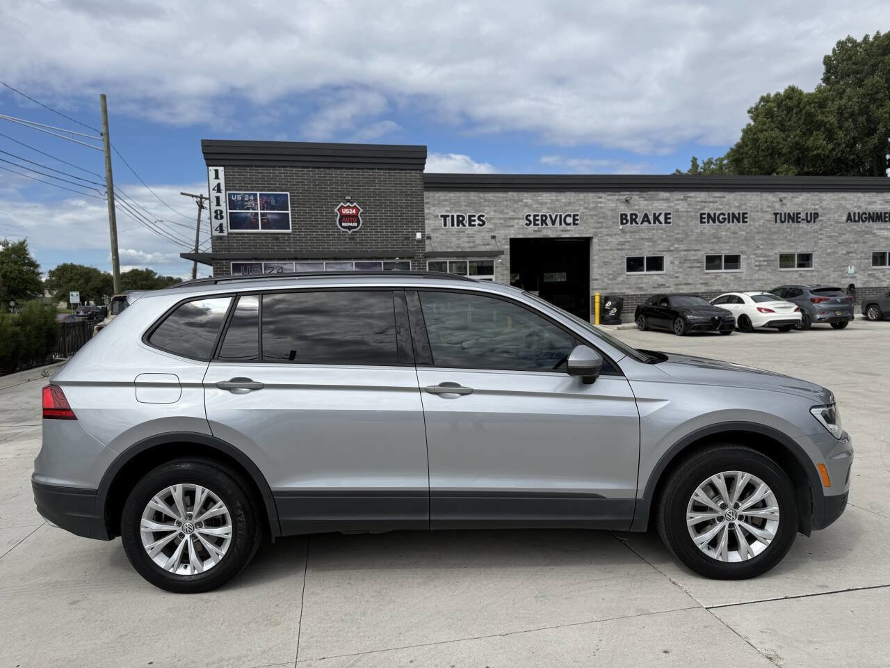 Used 2020 Volkswagen Tiguan S FWD image 6
