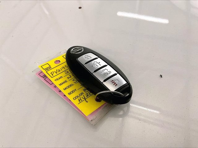 Used 2017 Nissan Sentra SV w/ Style Package FWD image 10