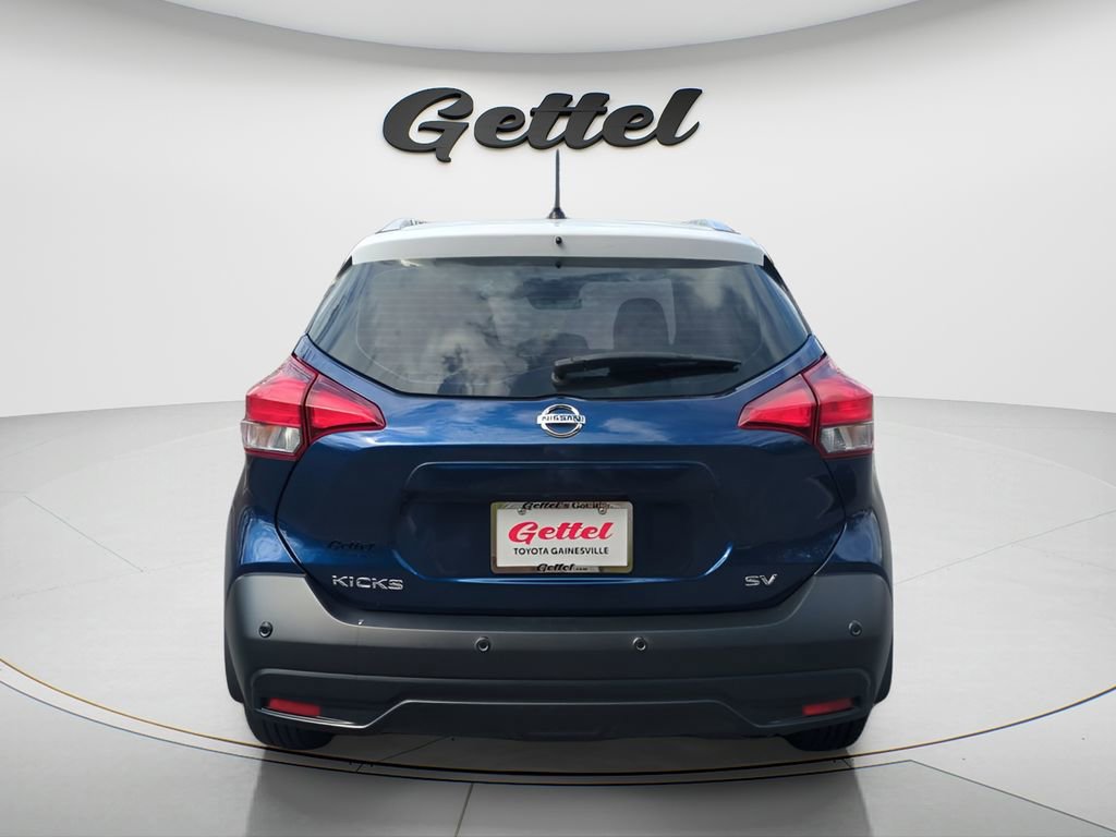 Used 2020 Nissan Kicks SV image 6