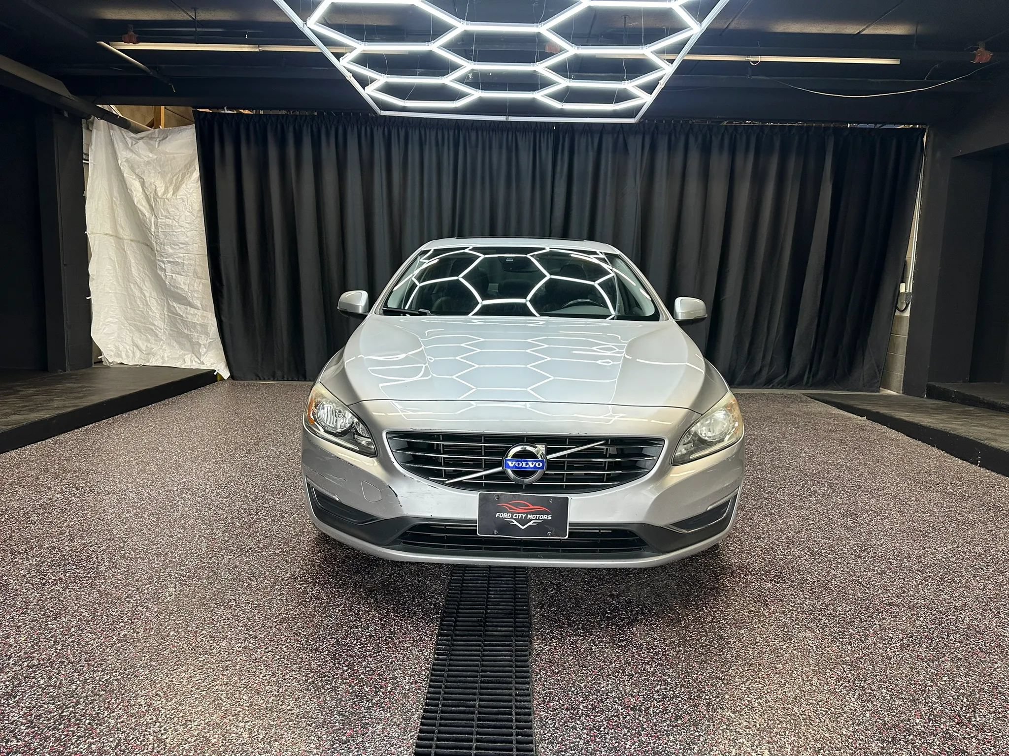 Used 2015 Volvo S60 T5 Premier AWD/4WD image 2