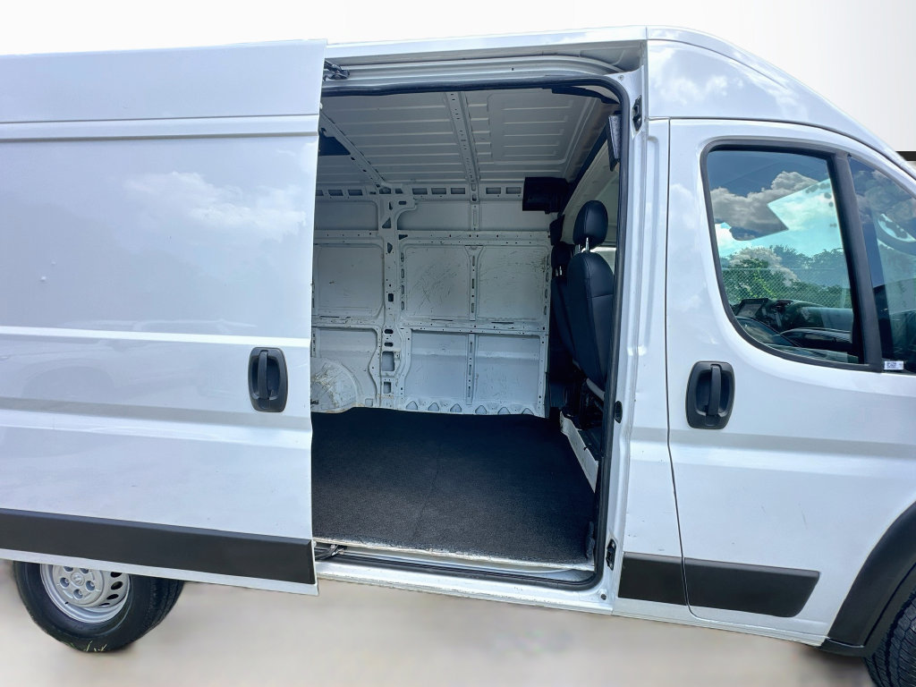 Used 2025 RAM ProMaster 2500 w/ Convenience Group FWD image 25