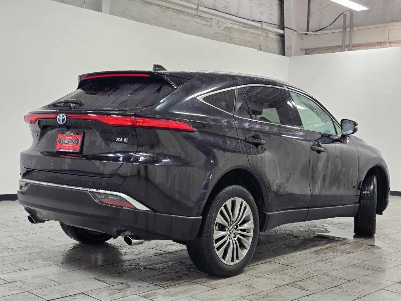 Certified 2024 Toyota Venza LE image 14