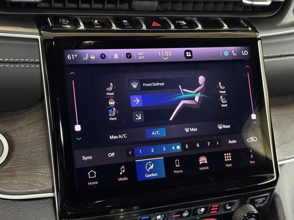 New 2025 Jeep Grand Cherokee Limited w/ Luxury Tech Group II image 25