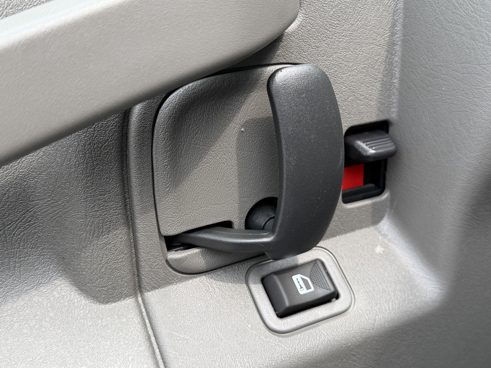 New 2026 Chevrolet Express 2500 Extended w/ Driver Convenience Package RWD image 20