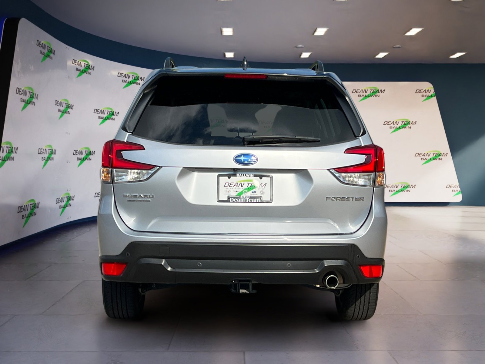 Used 2024 Subaru Forester Limited image 7