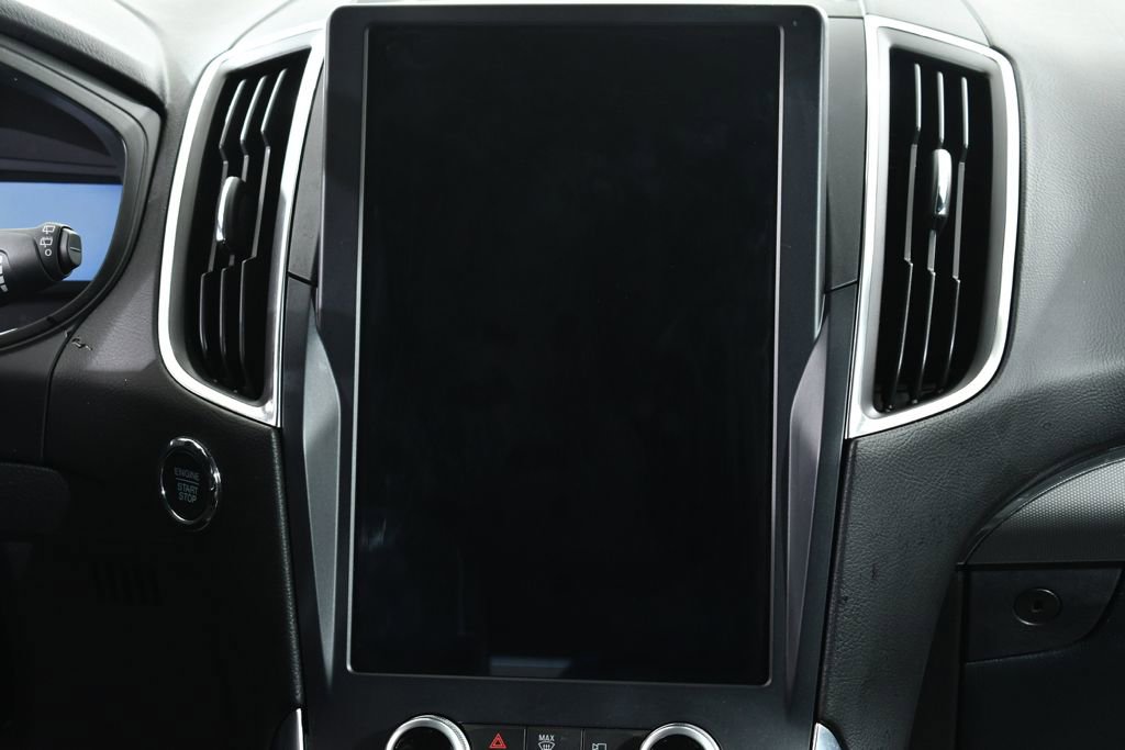 Used 2022 Ford Edge ST image 9