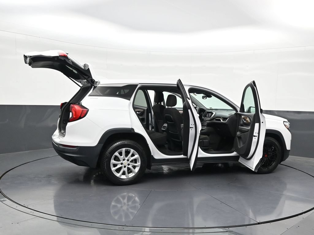 Used 2020 GMC Terrain SLE FWD image 31