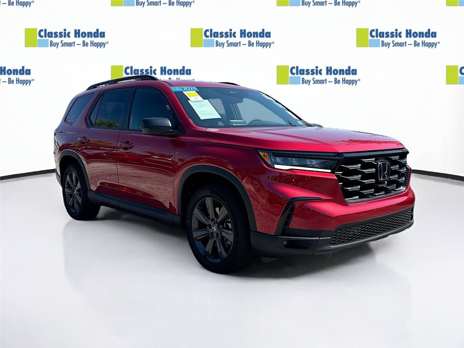 Certified 2025 Honda Pilot Sport video 1