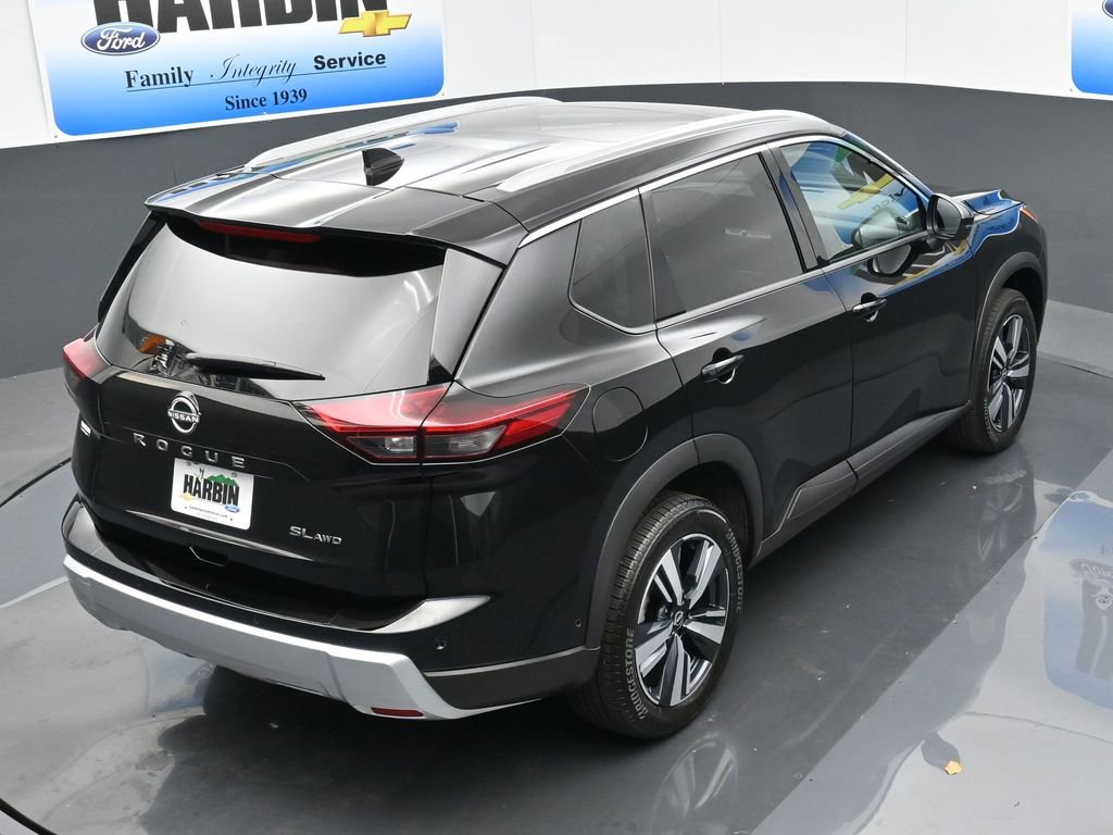 Used 2024 Nissan Rogue SL w/ SL Premium Package image 28