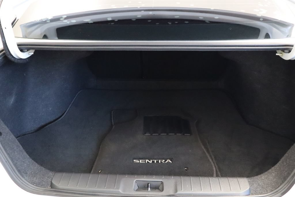 Used 2020 Nissan Sentra SV w/ Electronics Package FWD image 34